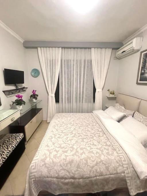 Nice Central Apartment In Tirana City Eksteriør bilde